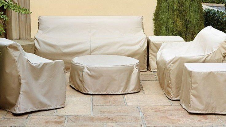 A Complete Guide to Choosing Outdoor Furniture Covers in Dubai