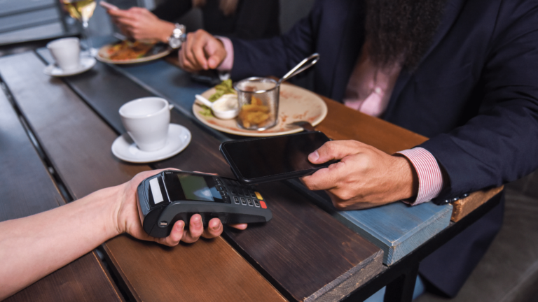 Deducting Meals and Entertainment Costs as a Landlord